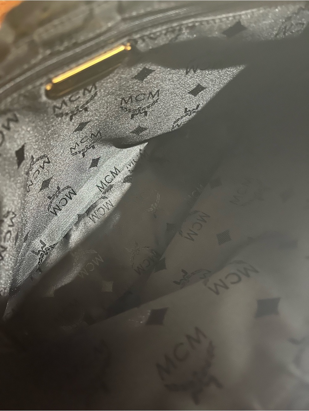 MCM HANDBAG - Picture 9 of 11